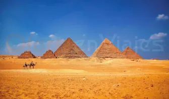 Súper Egipto con Crucero, un viaje a Egipto con templos, historia y navegación por el Nilo. Cultura, arqueología y aventura en un solo recorrido.